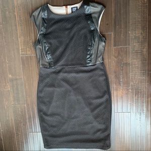 Women's Jax black short sleeve sheath dress